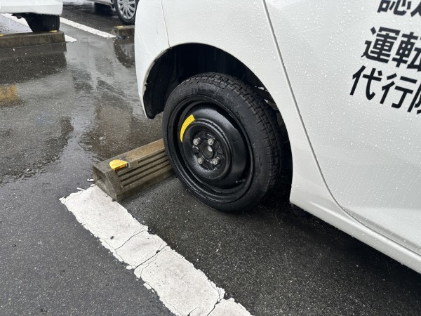 かご屋様ミラ タイヤパンク対応です！